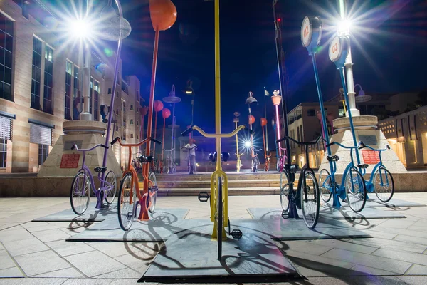 Exposição de bicicletas coloridas — Fotografia de Stock