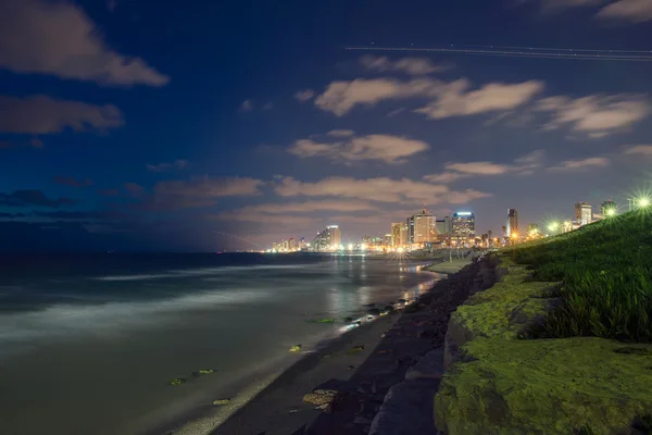 Tel Aviv at sunset — Stock Photo, Image