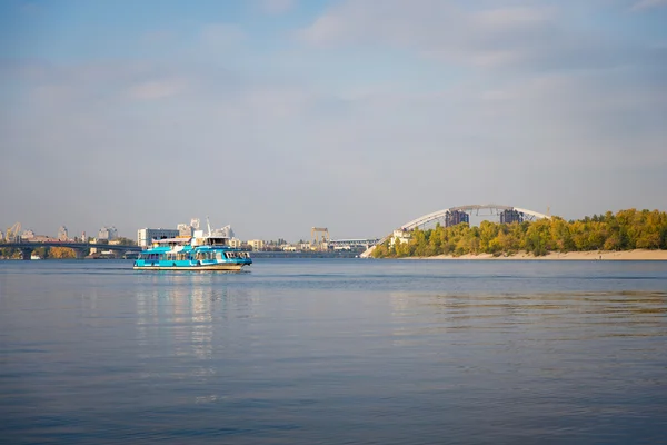 Rio Dnieper em Kiev — Fotografia de Stock