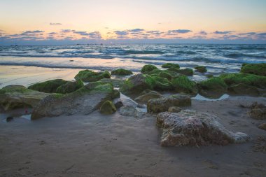 denizde gün batımı
