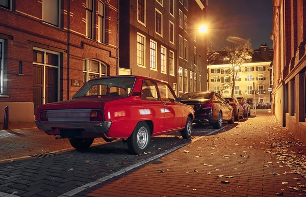 Stary Samochód Nocy Amsterdamie — Zdjęcie stockowe