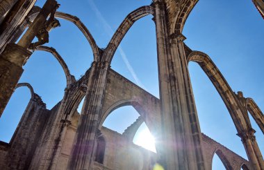 Carmel Dağı 'nın Leydisi Manastırı Lizbon, Portekiz' de bulunan eski bir Katolik manastırıdır..
