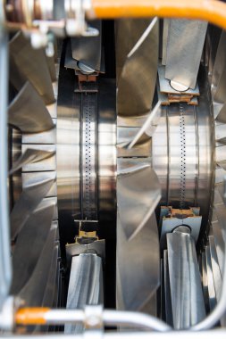 Bir uçak motor parçası