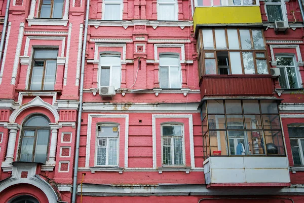 Bytový dům v Kyjevě — Stock fotografie