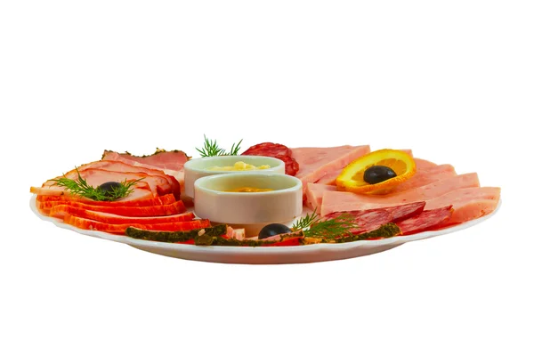 Saucisse nourriture tranchée jambon moutarde assiette isolée sur backgrou blanc — Photo