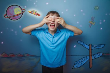 çocuk genç Avrupa görünüm Brown bir blac sırtını döndü