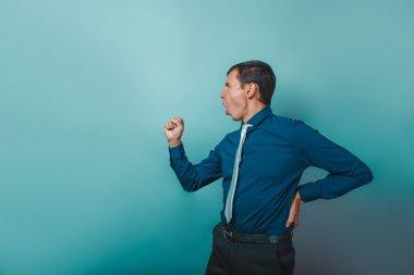 a man of European appearance thirty years singing into an  invis