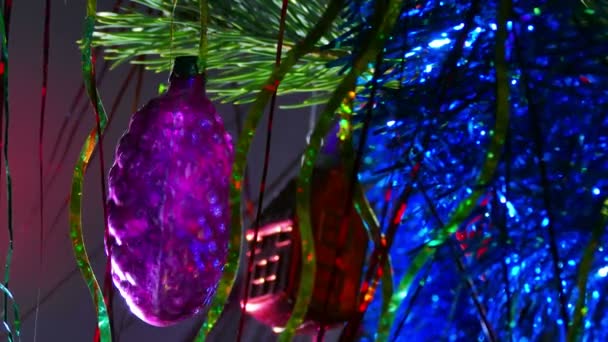 Boże Narodzenie drzewo światła zabawki pięknej nocy — Wideo stockowe