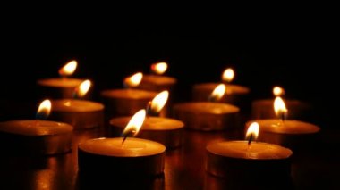 Mumları yanık kokulu natürmort romantik