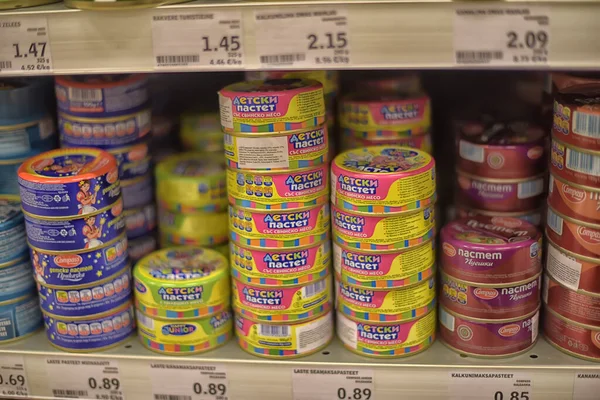 Russia Petersburg 2020 Banks Pickles Canned Goods Supermarket Shelf Coronavirus — Stock Photo, Image