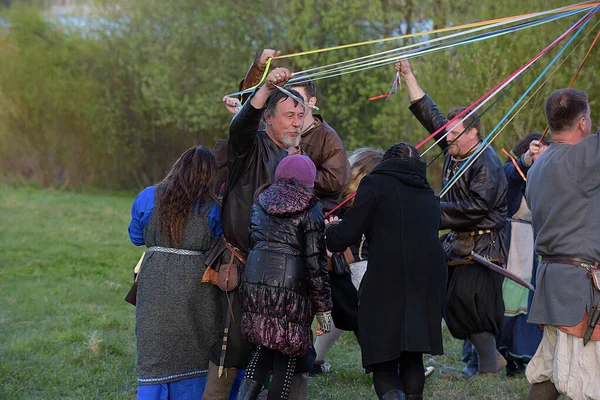 Svargas Russia 2016 Festival Medieval Culture May Tree Fans Medieval — Stock Photo, Image