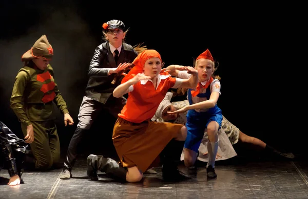 Szentpétervár Oroszország 2015 Gyermektáncegyüttes Dance Lenin Oly Fiatal Szovjet Szocialista — Stock Fotó