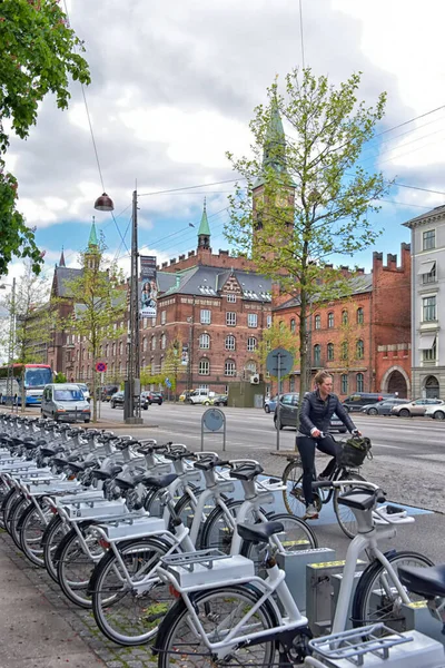 Copenhagen Denmark 2016 Street Life Copenhagen People Riding Bikes City — Stock Photo, Image