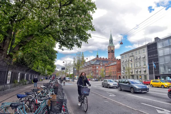 Copenagen Danimarca 2016 Vita Strada Copenaghen Persone Sella Alle Biciclette — Foto Stock