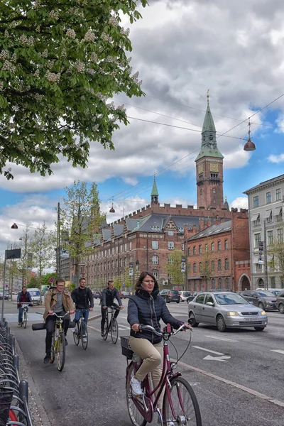 Copenagen Danimarca 2016 Vita Strada Copenaghen Persone Sella Alle Biciclette — Foto Stock