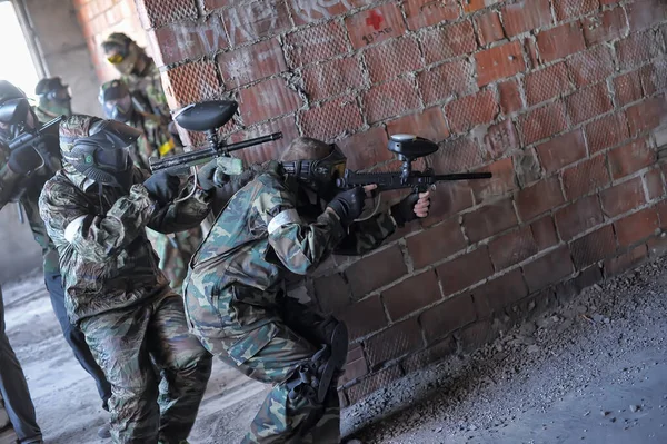 Szentpétervár Oroszország 2014 Szabadtéri Paintball Torna Nyár Végén Természetben Emberek — Stock Fotó