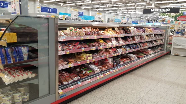 Rusia Sankt Petersburg 2021 Delicatese Din Carne Vânzare Supermarket Timpul — Fotografie, imagine de stoc