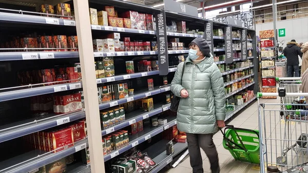 Russia Petersburg 2021 Packages Tea Supermarket Coronavirus Epidemic — Stock Photo, Image