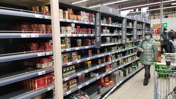 Rusya Petersburg 2021 Coronavirus Salgını Sırasında Süpermarkette Çay Paketleri — Stok fotoğraf