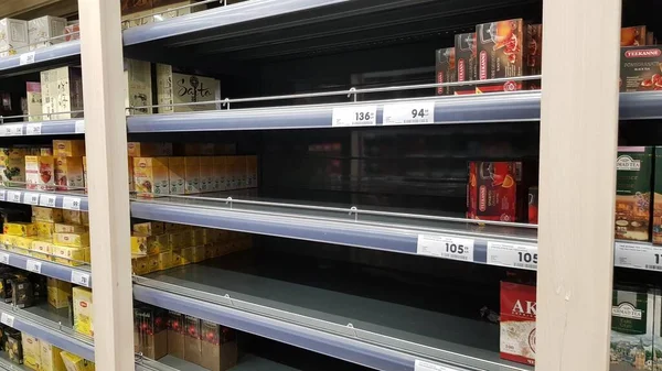 Rusland Petersburg 2021 Theepakketten Supermarkt Tijdens Coronavirusepidemie — Stockfoto