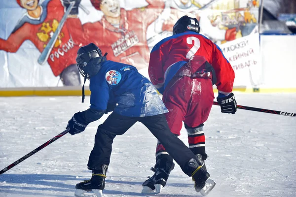 Rússia Kechevo 2021 Jogando Hóquei Gelo Uma Pista Gelo Livre — Fotografia de Stock