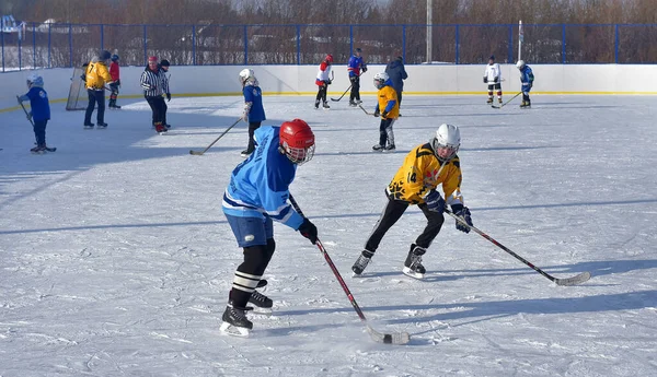 Rusia Kechevo 2021 Jugando Hockey Sobre Hielo Una Pista Hielo —  Fotos de Stock