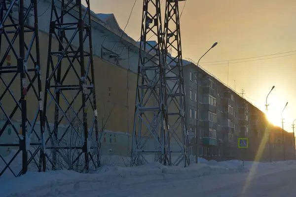 2021年2月14日在俄罗斯北部沃尔库塔的莫诺镇 — 图库照片