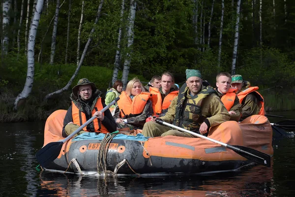 Karelia Region Oroszország 2016 Turista Rafting Egy Felfújható Tutajon Folyón — Stock Fotó