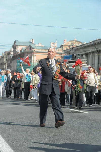 Rusia Petersburg 2014 Veteran Dan Tentara Blokade Dalam Parade Kemenangan — Stok Foto