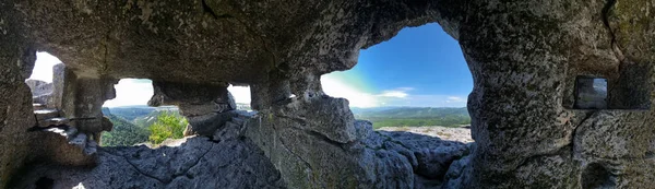 Mangup Kale Città Caverna Nella Repubblica Del Crimea Giorno Pieno — Foto Stock