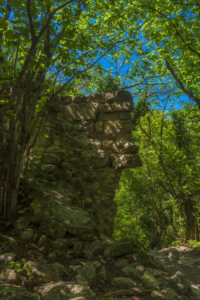 Mangup Kale Ciudad Cueva República Crimea Día Soleado —  Fotos de Stock