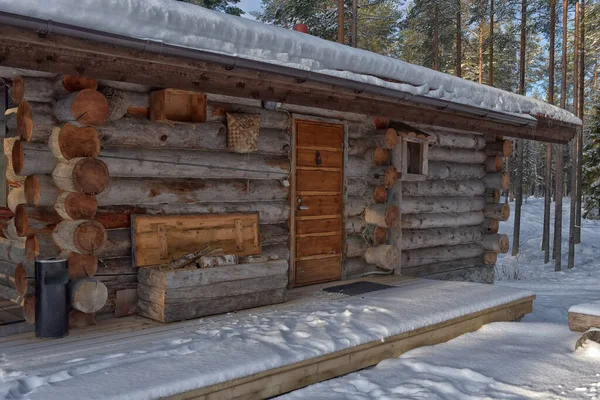 Wooden Cabin Log House Pine Forest Winter Landscape —  Fotos de Stock