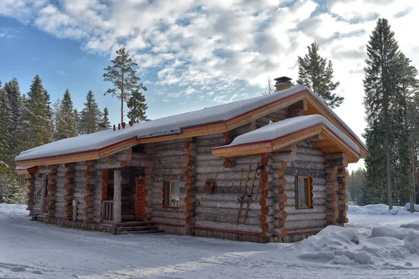 Wooden Cabin Log House Pine Forest Winter Landscape — Stock Photo, Image