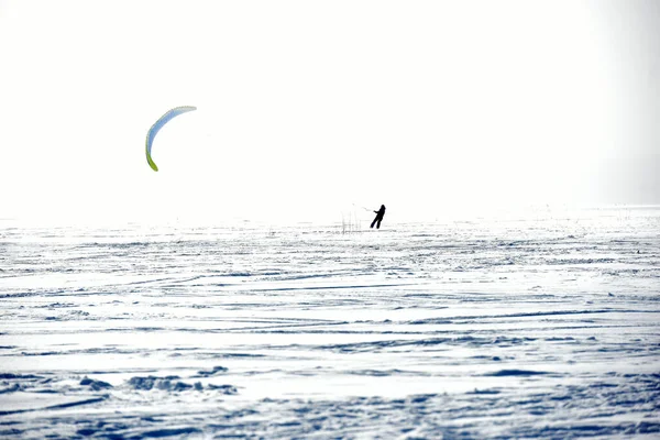 Petrozavodsk Rusia 2021 Entrenamiento Atletas Kite Día Soleado Invierno Lago — Foto de Stock