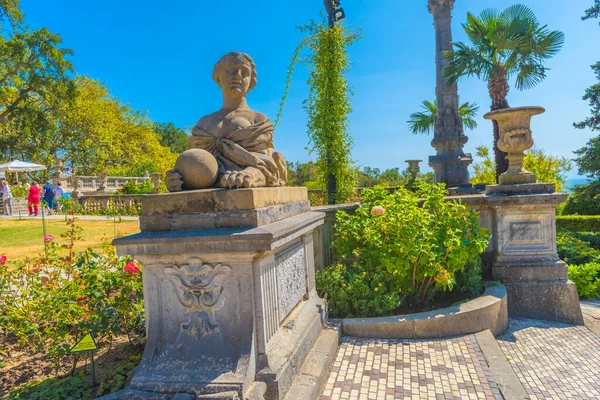 Krim Jalta 2020 Frauenskulptur Sphinx Massandra Palast Jalta Krim — Stockfoto