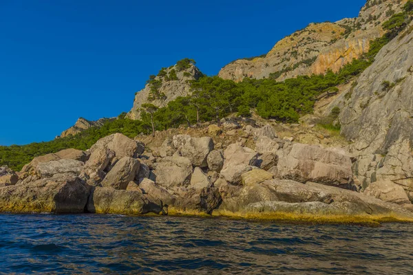 Όμορφη Θέα Από Νερό Κίτρινο Και Πορτοκαλί Κριμαία Ορεινό Τοπίο — Φωτογραφία Αρχείου