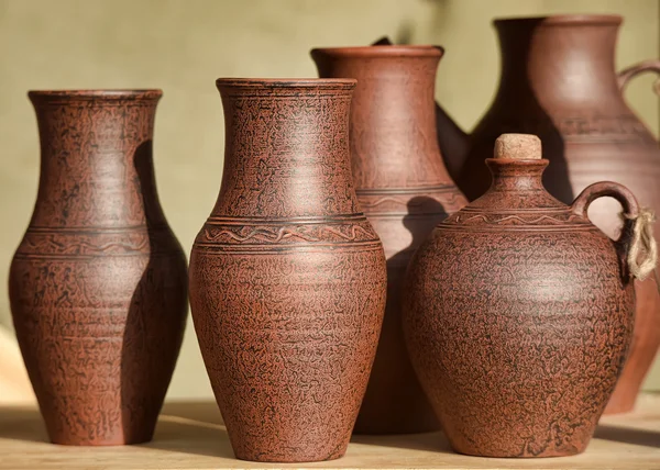 Handgemaakte potten van klei — Stockfoto