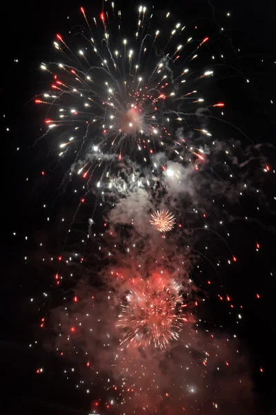 Fireworks in the dark sky — Stock Photo, Image