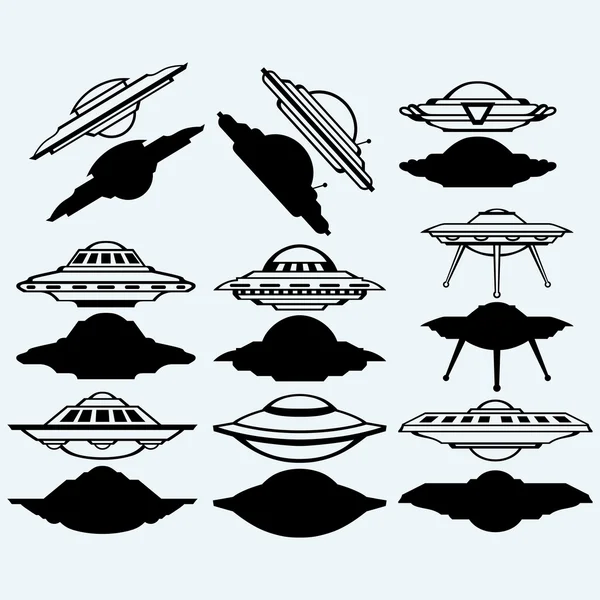 UFO uçan daire set simgesi — Stok Vektör