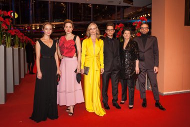 Tomasz Wasilewski, Dorota Kolak, Magdalena Cielecka, Julia Kijowska, Marta Nieradkiewicz and Andrzej Chyra
