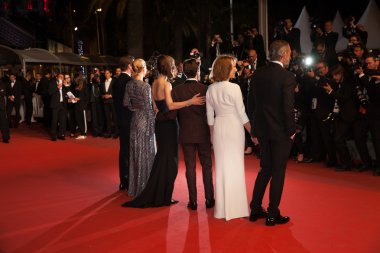 'Yalnızca (Juste La Fin Du Monde) dünyanın sonudur' Premiere