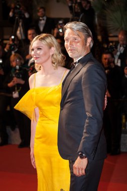 'Neon iblis' prömiyeri