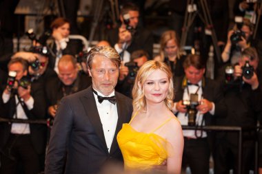 'Neon iblis' prömiyeri