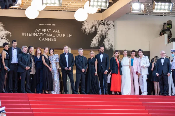 Cannes Francia Luglio 2021 Leila Bekhti Nicolas Maury Altri Presenziano — Foto Stock