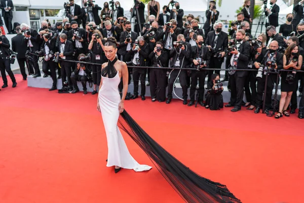 Cannes France July 2021 Model Bella Hadid Arrives Opening Ceremony — Stock Photo, Image