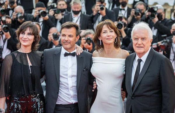 Cannes France 2021年7月7日 アンドレ デュッソリエ ソフィー マルソー フランソワ オゾン ジェラルディン — ストック写真