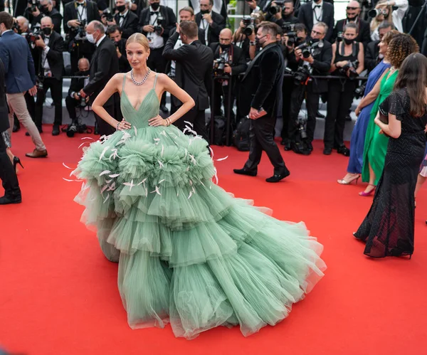 Cannes France July 2021 German Fashion Influencer Leonie Hanne Poses — Stock Photo, Image