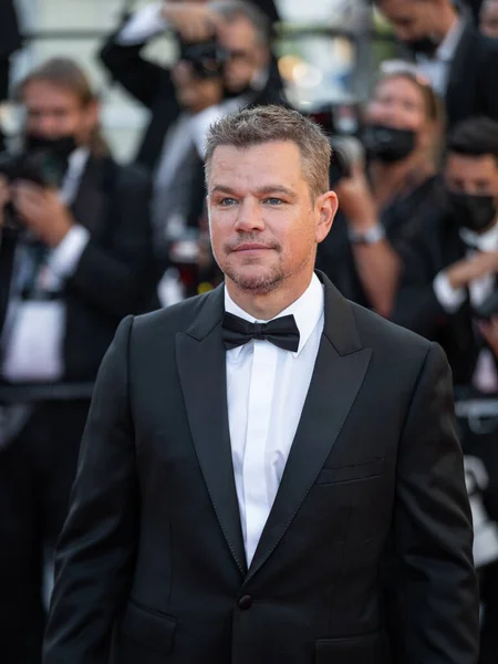 แคนเนส งเศส กรกฎาคม 2021 กแสดงชาวอเมร Matt Damon โพสขณะท เขามาถ าหร — ภาพถ่ายสต็อก