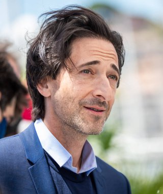 CANNES, FRANCE - 13 Temmuz 2021: Adrien Brody, 74. Cannes Film Festivali sırasında 