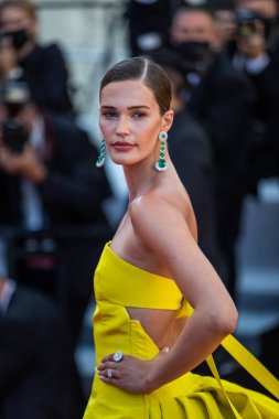 CANNES, FRANCE - 13 Temmuz 2021: Noel Capri Berry, 74. Geleneksel Cannes Film Festivali 'nde 